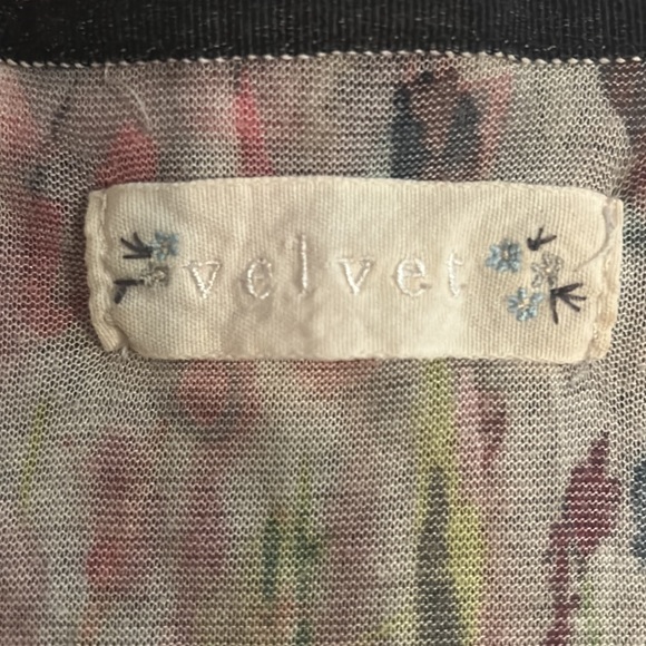 Free People Velvet flutter sleeved cowl neck watercolor large - Picture 2 of 4